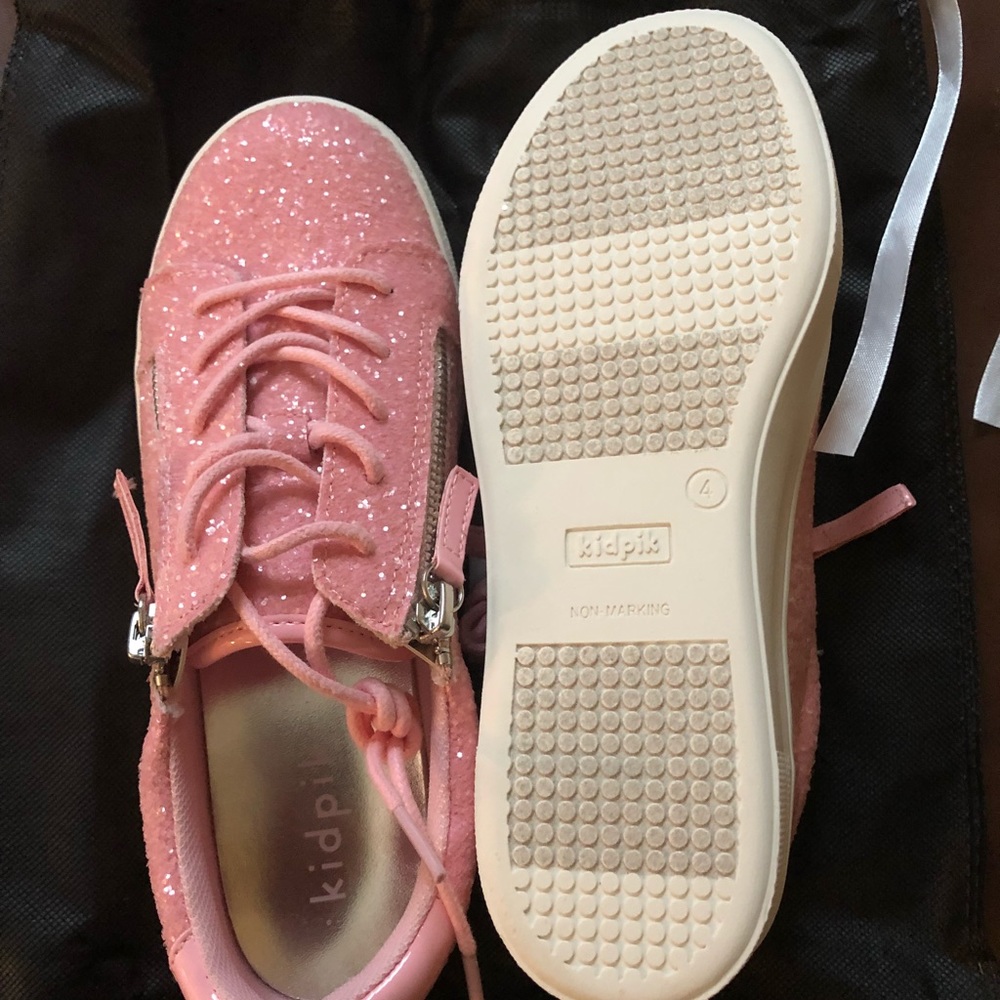 Glitter zipper sneaker light pink